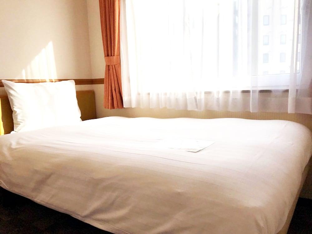 Toyoko Inn Fukuoka Tenjin Zewnętrze zdjęcie